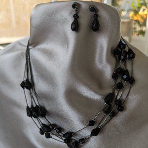 Black 5 strands beaded necklace set